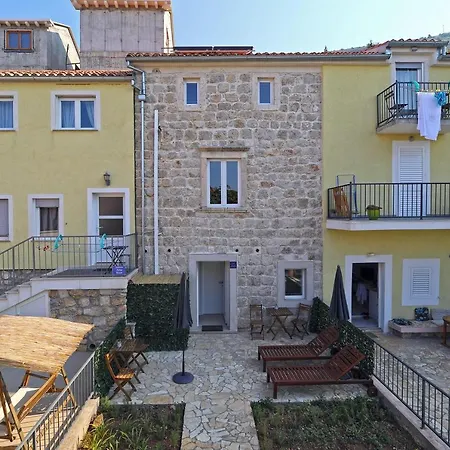 Timeless - Studio With Patio And City View * Dubrovnik