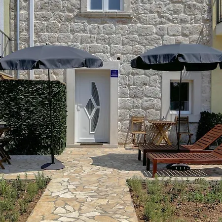 Apartmán Timeless - Studio With Patio And City View