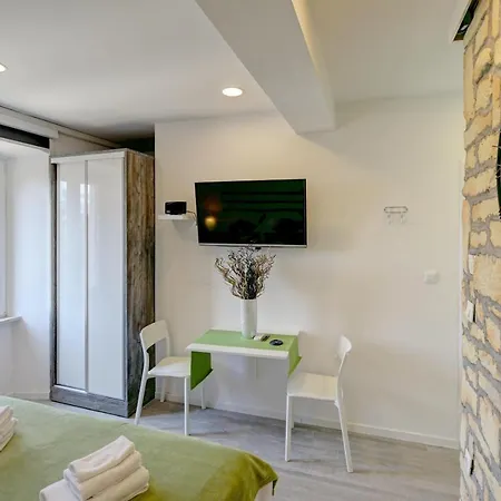 Timeless - Studio With Patio And City View * Dubrovnik